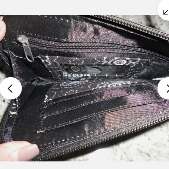 Thirty-one Black White Floral Wallet Wristlet Removable Strap - Picture 5 of 7